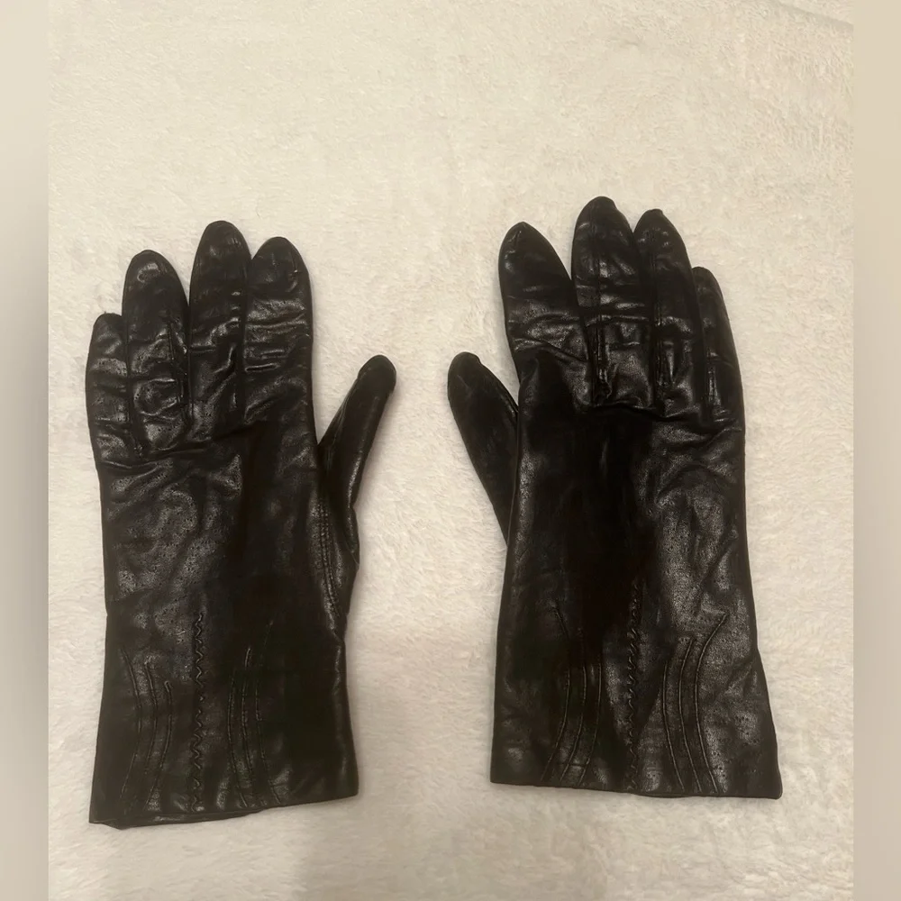 Black Leather Gloves